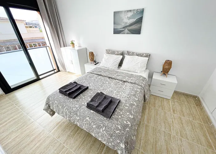 Black Style Apartment